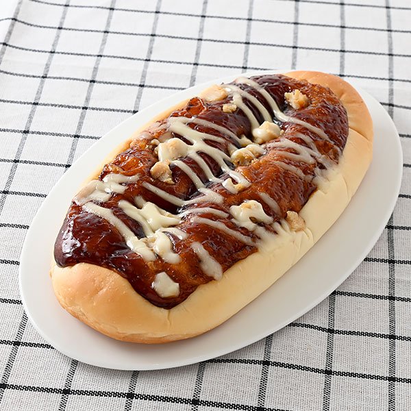 ファミリーマート どかっとパン(テリマヨチキン)