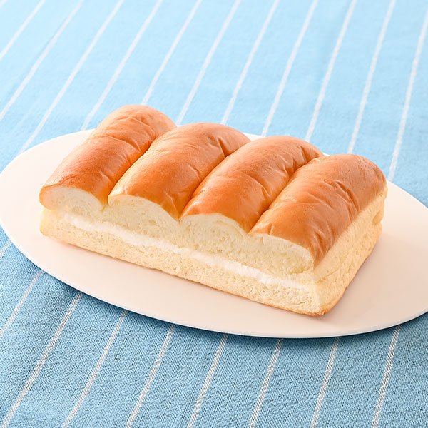 ファミリーマート 【関東の一部・東海】牛乳入りパン(信州産牛乳入りホイップ)