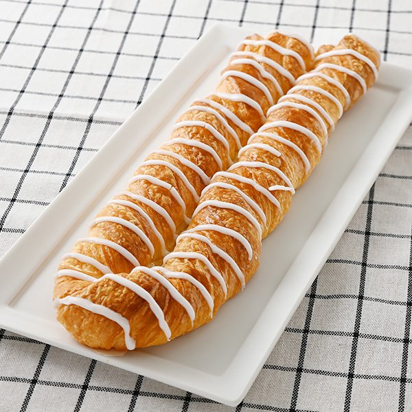 ファミリーマート ロングデニッシュ(バター風味)