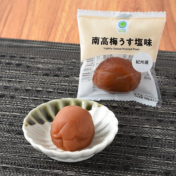 ファミリーマート 南高梅うす塩味 2025年3月25日