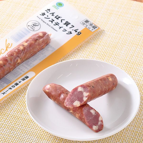 ファミリーマート たんぱく質7.7g タンスティック 濃厚4種のチーズ 2023年12月10日