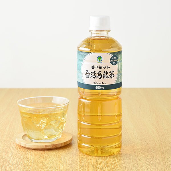 ファミリーマート 香り華やか 台湾烏龍茶 600ml