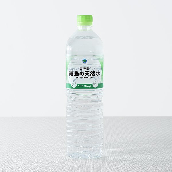 ファミリーマート 宮崎県霧島の天然水 1020ml