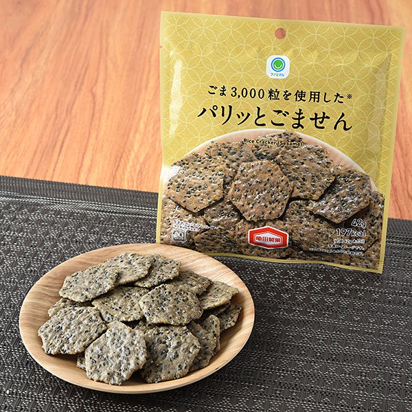 ファミリーマート ごま3,000粒を使用したパリッとごません