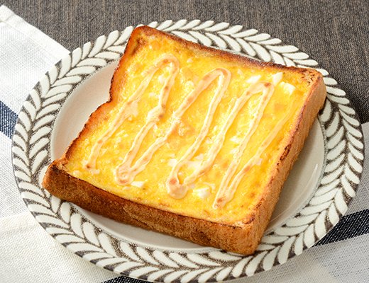 ローソン 素朴なたまごマヨネーズトースト